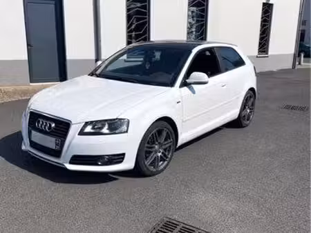 Audi A3 1.6 TDI 105 S line