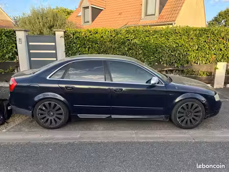 Audi A4 V6 2.5 TDI 155