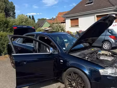 Audi A4 S4 V8 4.2 344 quattro