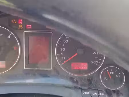 Audi A4 V6 2.5 TDI 155