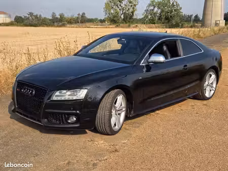 Audi A5 S5 V8 4.2 FSI 354 quattro