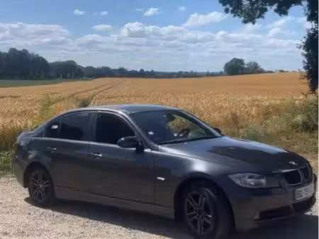 BMW Série 3 318d 2.0 143
