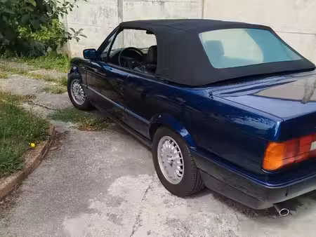 BMW Série 3 318i 1.8 115