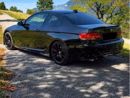 BMW Série 3 330d 3.0 245