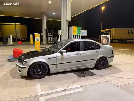 BMW Série 3 330d 3.0 183