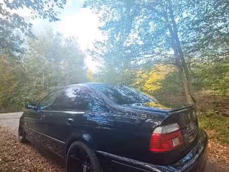 BMW Série 5 M5 V8 5.0 400