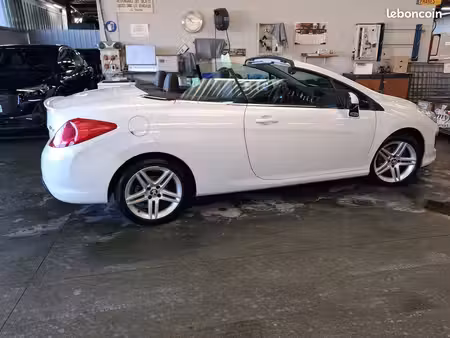 Peugeot 308 2.0 HDi 163