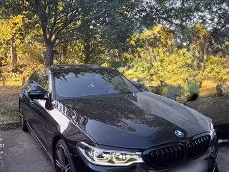 BMW Série 5 530e 2.0 252