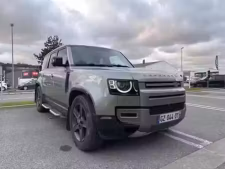 Land Rover Defender P300E 2.0 300 X-Dynamic SE 4x4