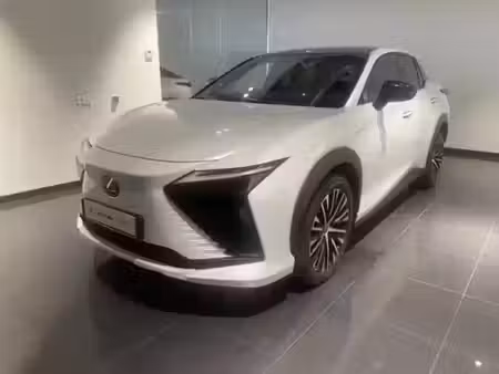 Lexus RZ Luxe
