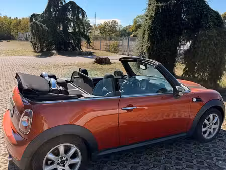 Mini Cabrio Cooper 1.6 122