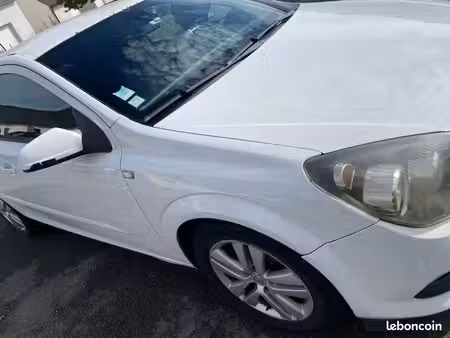Opel Astra 1.9 CDTI 120 Cosmo