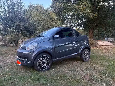 Microcar M8
