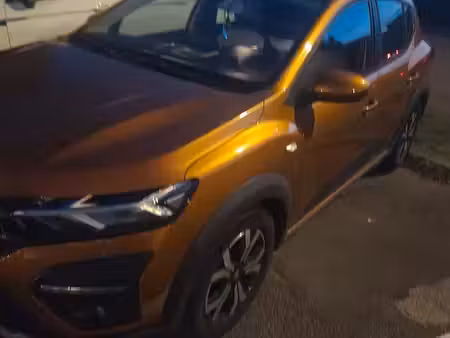 Dacia Sandero 1.0 100
