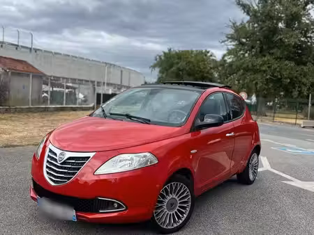 Lancia Ypsilon 1.2 95 Platinum