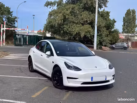 Tesla Model 3 Standard Plus 275