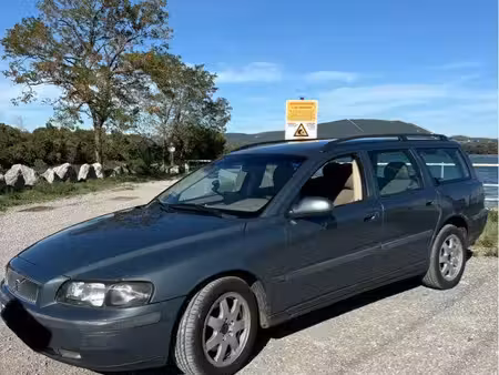 Volvo V70 2.4 130
