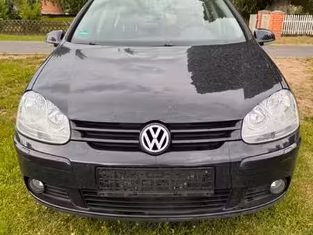 Volkswagen Golf 1.6 MPI
