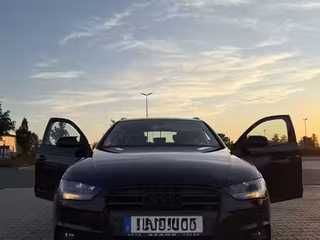 Audi A4 2.0 TDI 177 Attraction