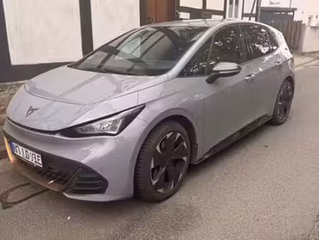 Cupra Born 204