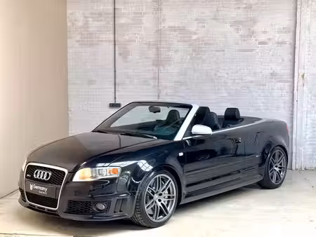 Audi A4 RS4 V8 4.2 FSI 420 quattro