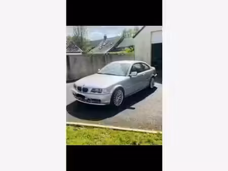 BMW Série 3 325i 2.5 192