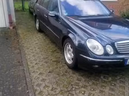 Mercedes-Benz Classe E E 320