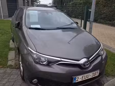 Toyota Auris 