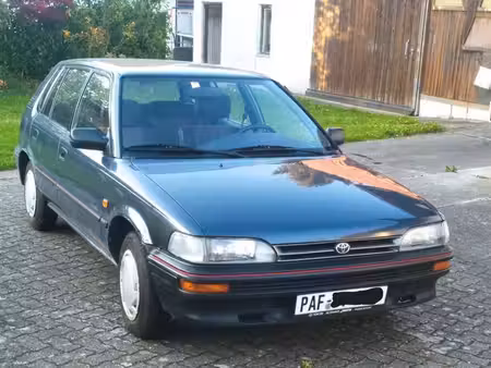 Toyota Corolla 1.3 75