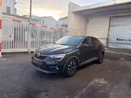 Renault Arkana E-Tech 1.6 145 Evolution