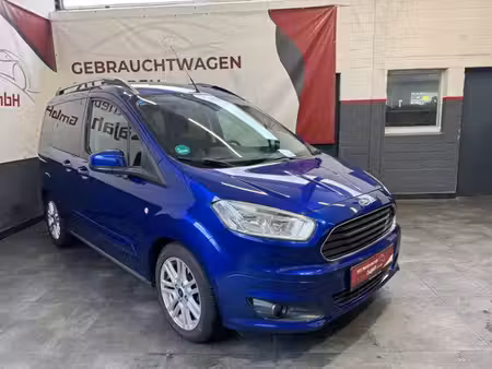 Ford Tourneo Courier 1.0 100 Titanium