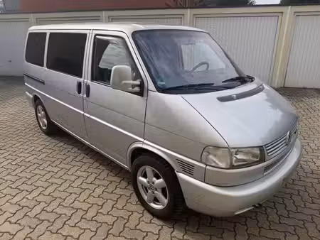 Volkswagen Transporter T4 2.5 TDI 102
