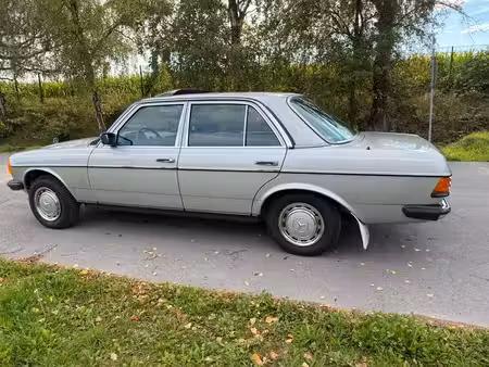 Mercedes-Benz Classe E 200 2.0