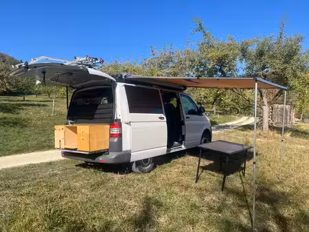 Volkswagen Transporter T5 2.0 TDI 114