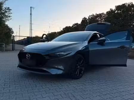 Mazda Mazda3 Skyactiv X 186