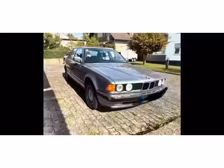 BMW Série 7 730i