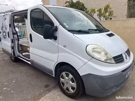 Renault Trafic 2.0 dCi 90