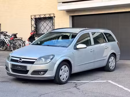 Opel Astra 1.6 105 Edition Plus