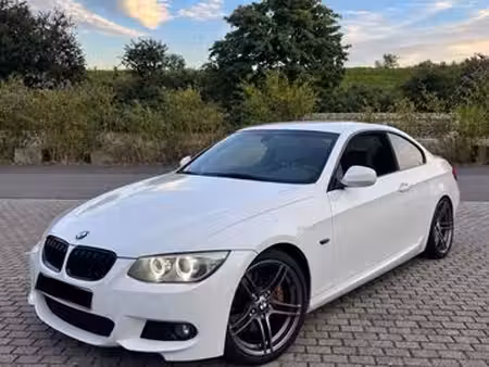 BMW Série 3 335i 3.0 306