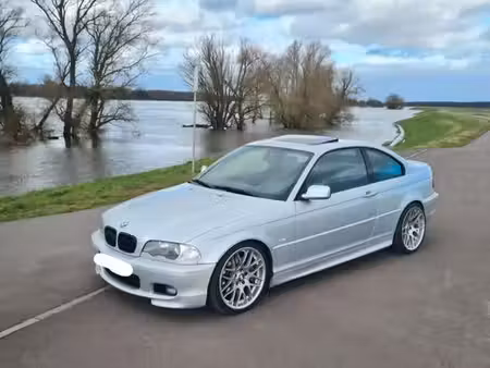BMW Série 3 330i 3.0 231