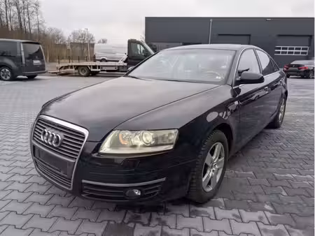 Audi A6 V6 3.2 FSI 256