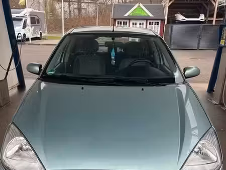Ford Focus 1.6 100 Ghia