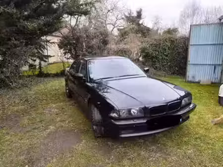 BMW Série 7 750i V8 5.4 326 Luxe