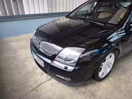 Opel Vectra V6 3.2 155 Elegance