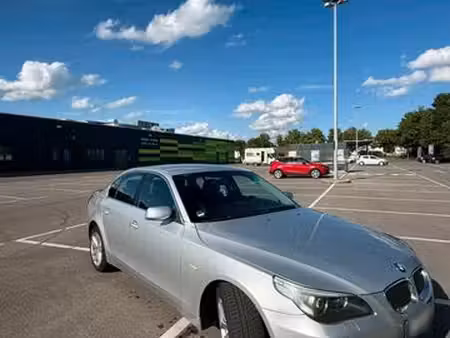 BMW Série 5 530d 3.0 231