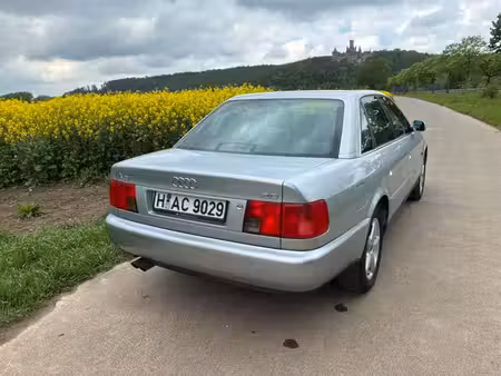 Audi A6 V6 2.6 150