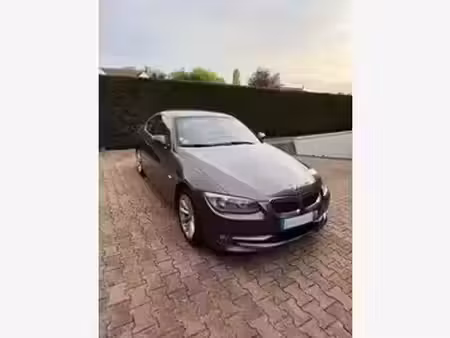 BMW Série 3 330d 3.0 245 Luxe