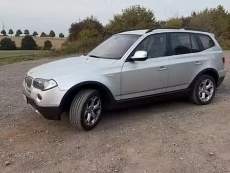 BMW X3 30d 3.0 218