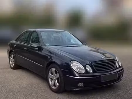 Mercedes-Benz Classe E E 240 V6 2.6 177 Classic 4Matic
