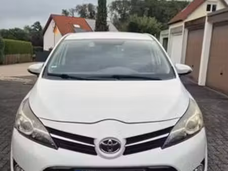 Toyota Verso 1.8 147 S
